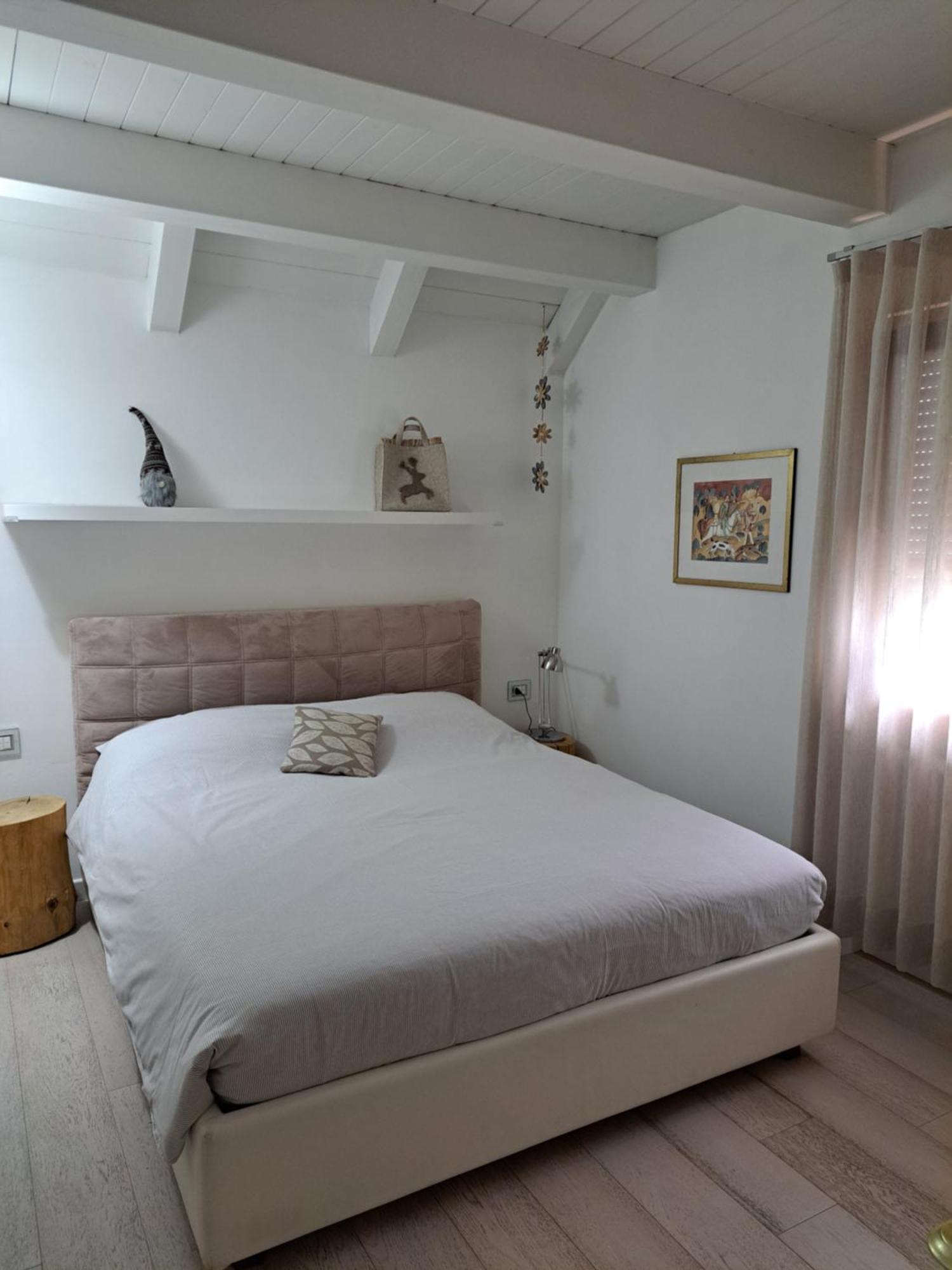 Home White لايْفيسْ المظهر الخارجي الصورة
